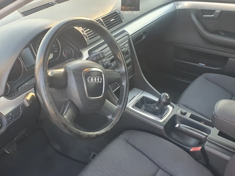 Audi A4 2.0 TDi, снимка 9 - Автомобили и джипове - 52860140