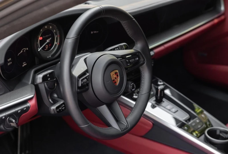 Porsche 911 992 TURBO S/COUPE/CERAMIC/BOSE/LIFT/MATRIX/, снимка 11 - Автомобили и джипове - 53231956