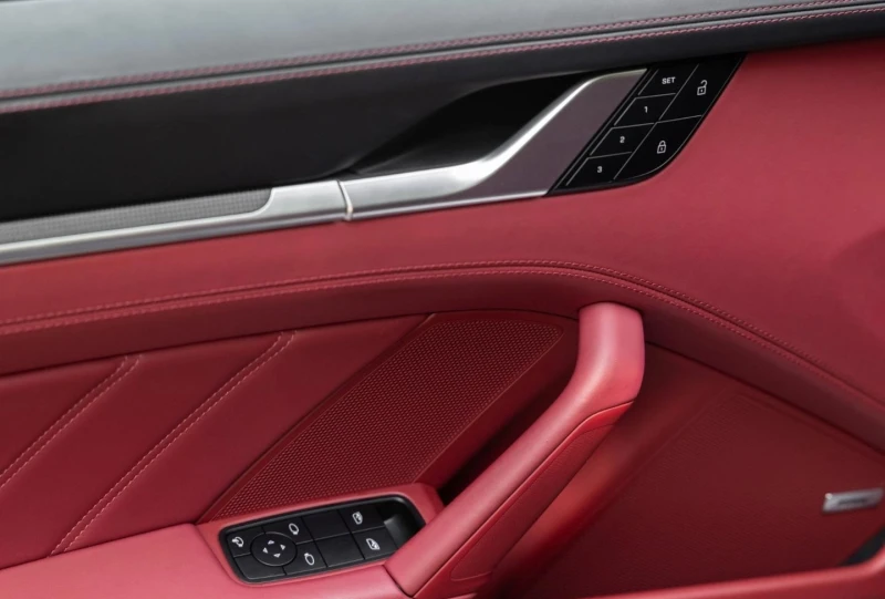 Porsche 911 992 TURBO S/COUPE/CERAMIC/BOSE/LIFT/MATRIX/, снимка 7 - Автомобили и джипове - 53231956