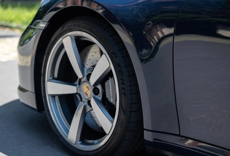 Porsche 911 992 TURBO S/COUPE/CERAMIC/BOSE/LIFT/MATRIX/, снимка 4 - Автомобили и джипове - 53231956