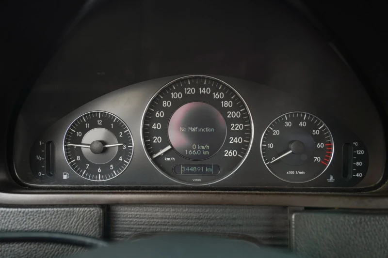 Mercedes-Benz CLK Kompressor BOSE  ОБДУХВАНЕ ГАЗ, снимка 15 - Автомобили и джипове - 53438568