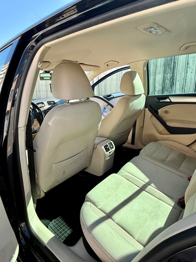 VW Golf, снимка 11 - Автомобили и джипове - 53585063