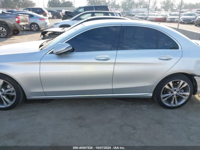 Mercedes-Benz C 300 LUXURY/SPORT, снимка 14 - Автомобили и джипове - 47759145