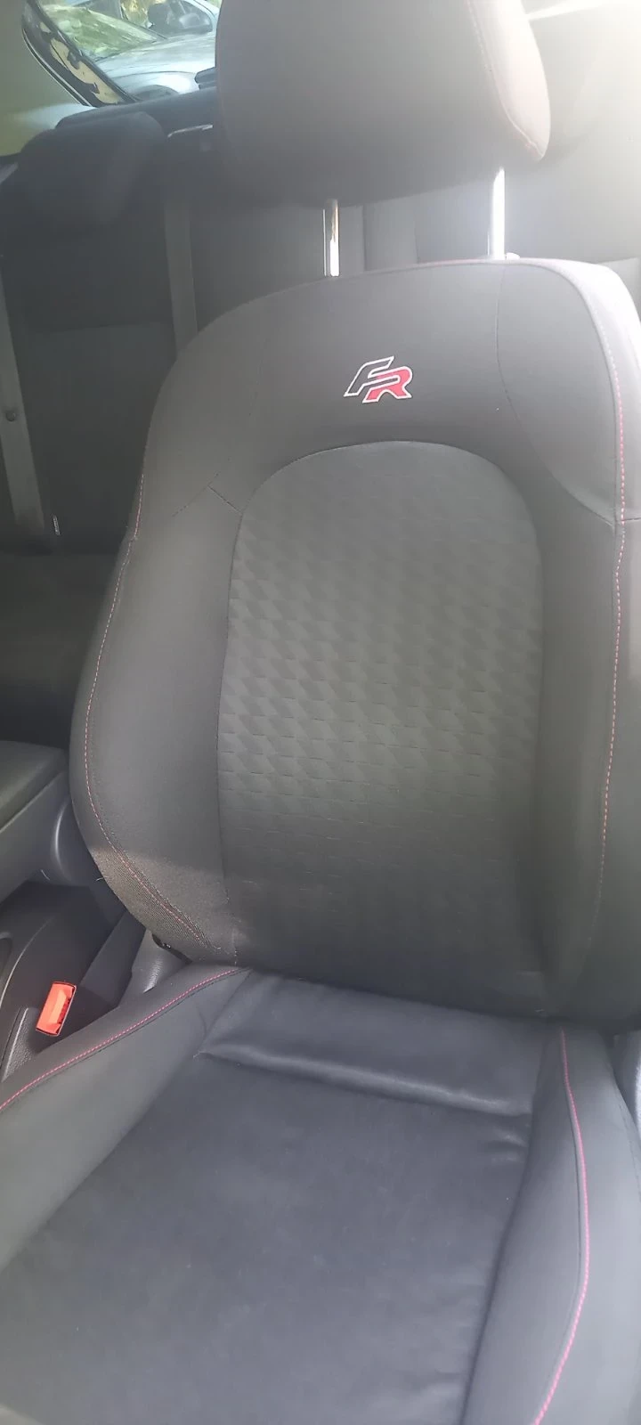 Seat Ibiza, снимка 11 - Автомобили и джипове - 52264676