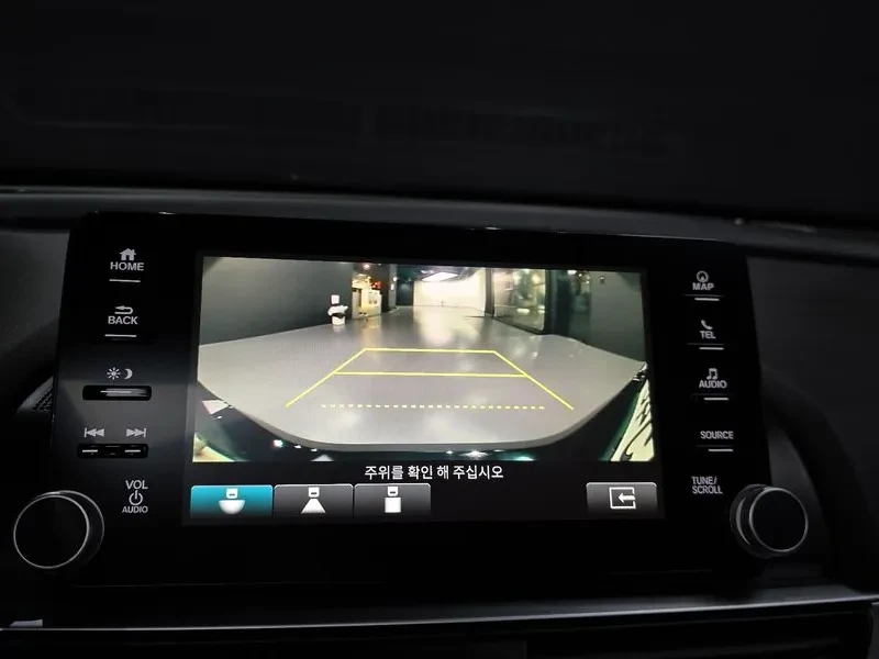 Honda Accord 2.0 Hybrid - САМО 30% АВАНС!, снимка 15 - Автомобили и джипове - 55936576