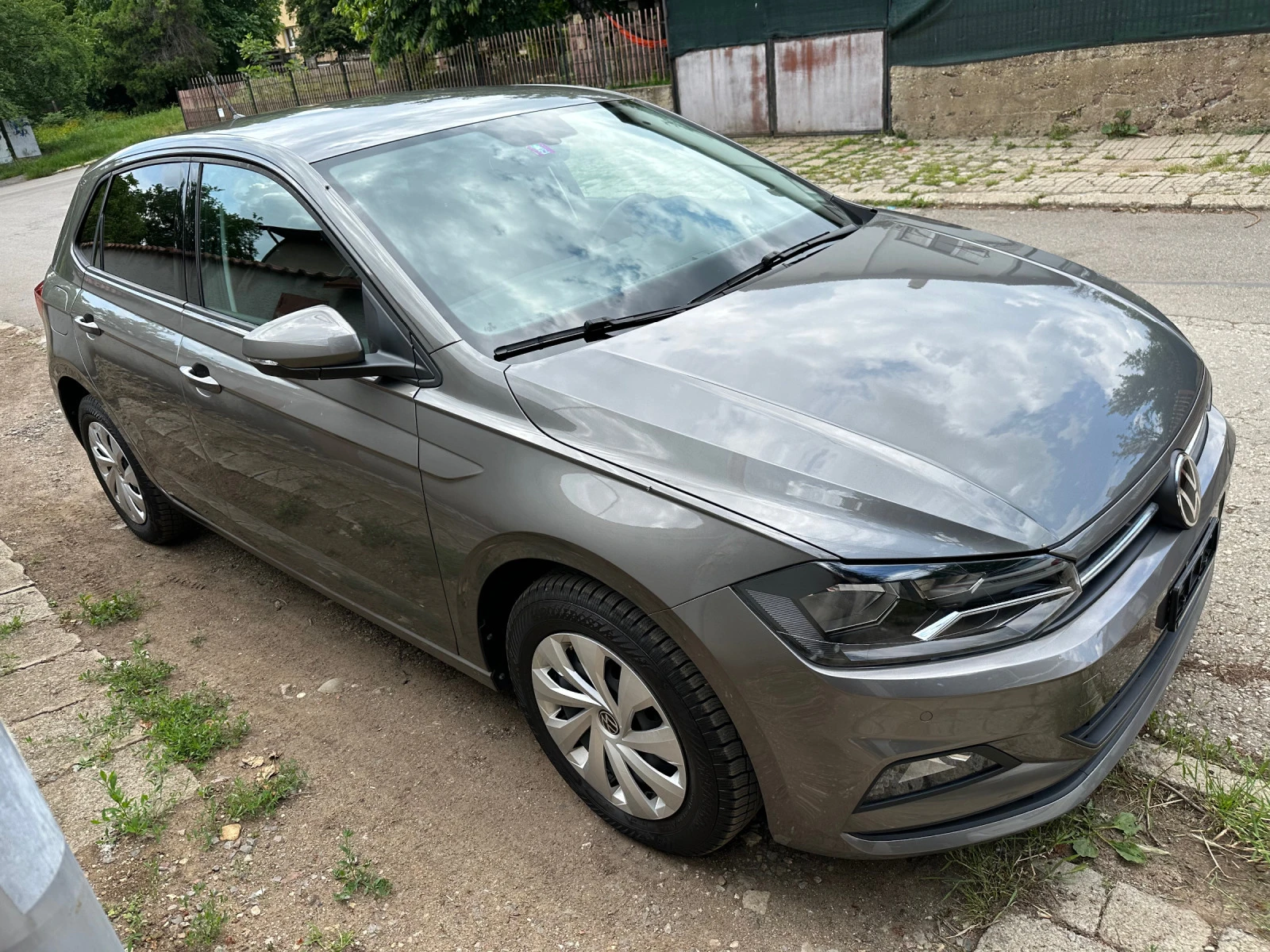 VW Polo 1.0 - изображение 2