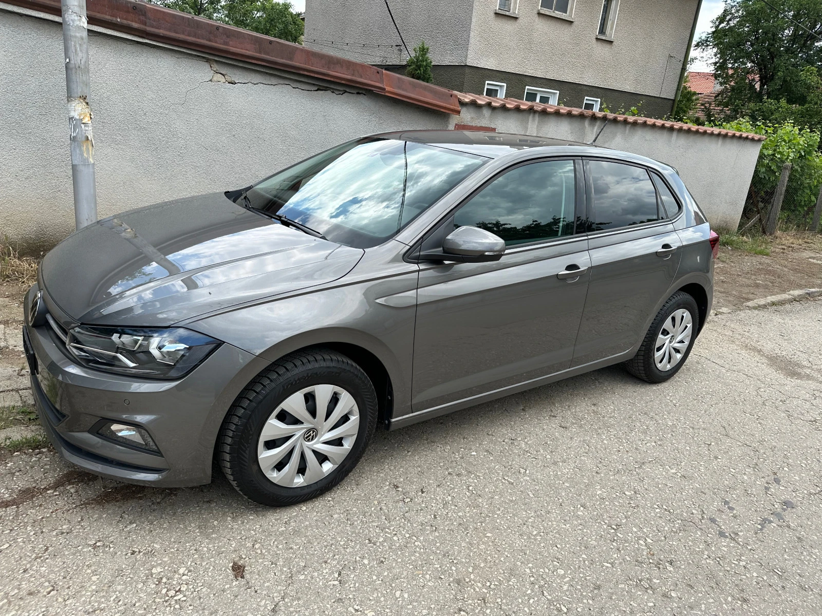 VW Polo 1.0 - изображение 3