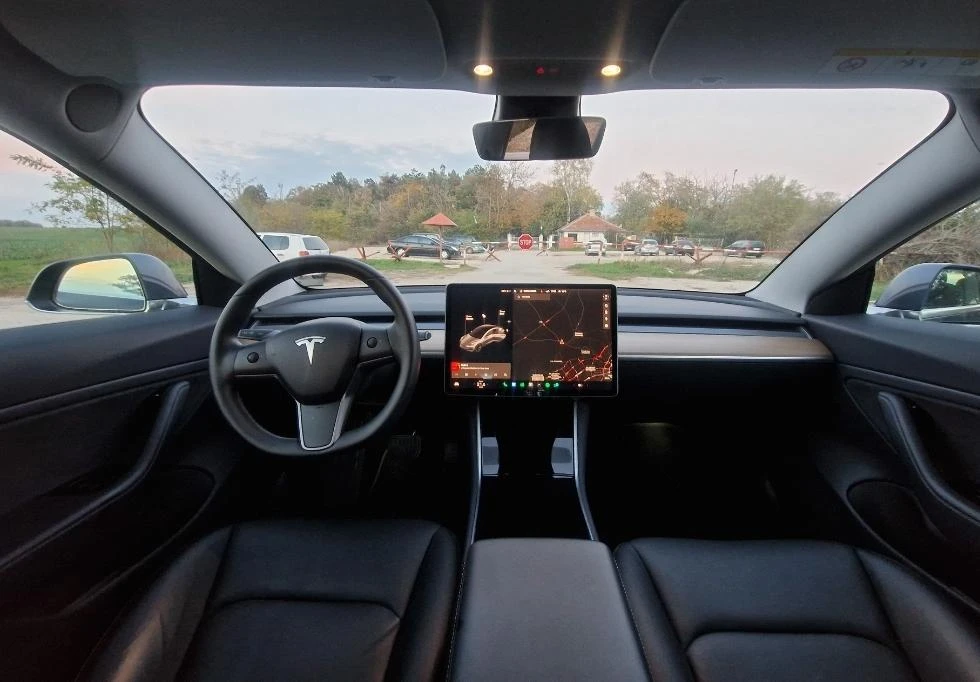 Tesla Model 3  44   | Mobile.bg   13