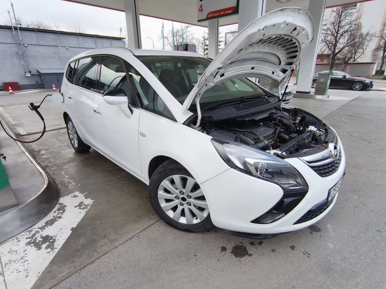 Opel Zafira 1, 6 cng, снимка 14 - Автомобили и джипове - 53953707
