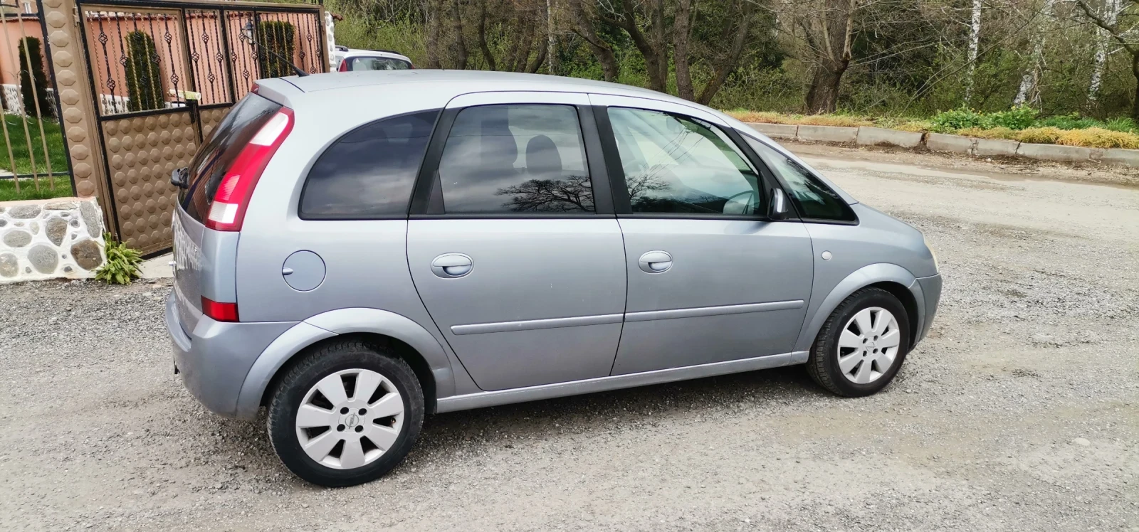 Opel Meriva 1.6 Газов инжекцион - изображение 3