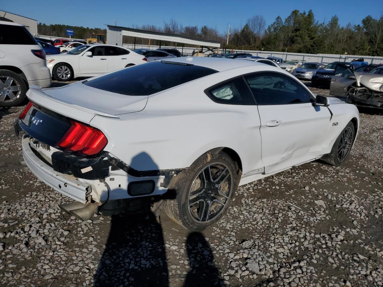 Ford Mustang GT 5.0 Fastback* Кожен салон* Камера* Keyless - изображение 6
