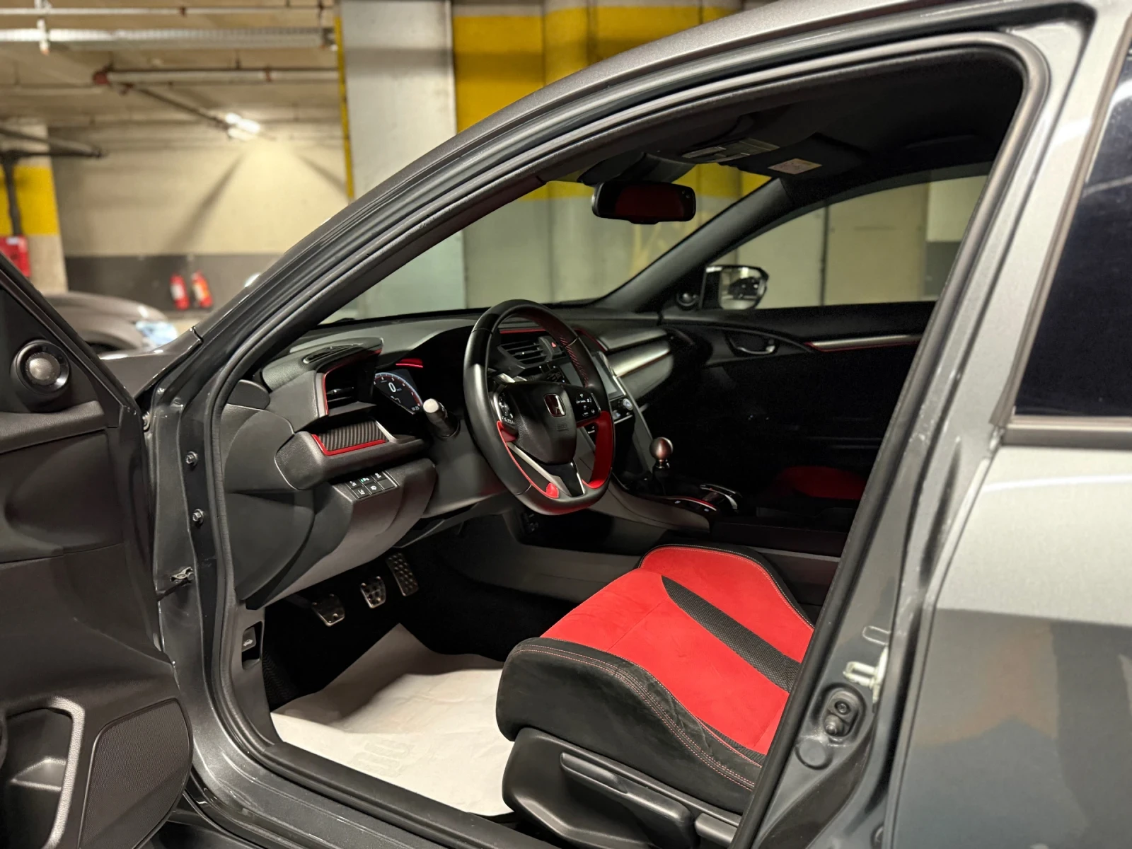 Honda Civic 2.0 i-VTEC Type R GT - изображение 8