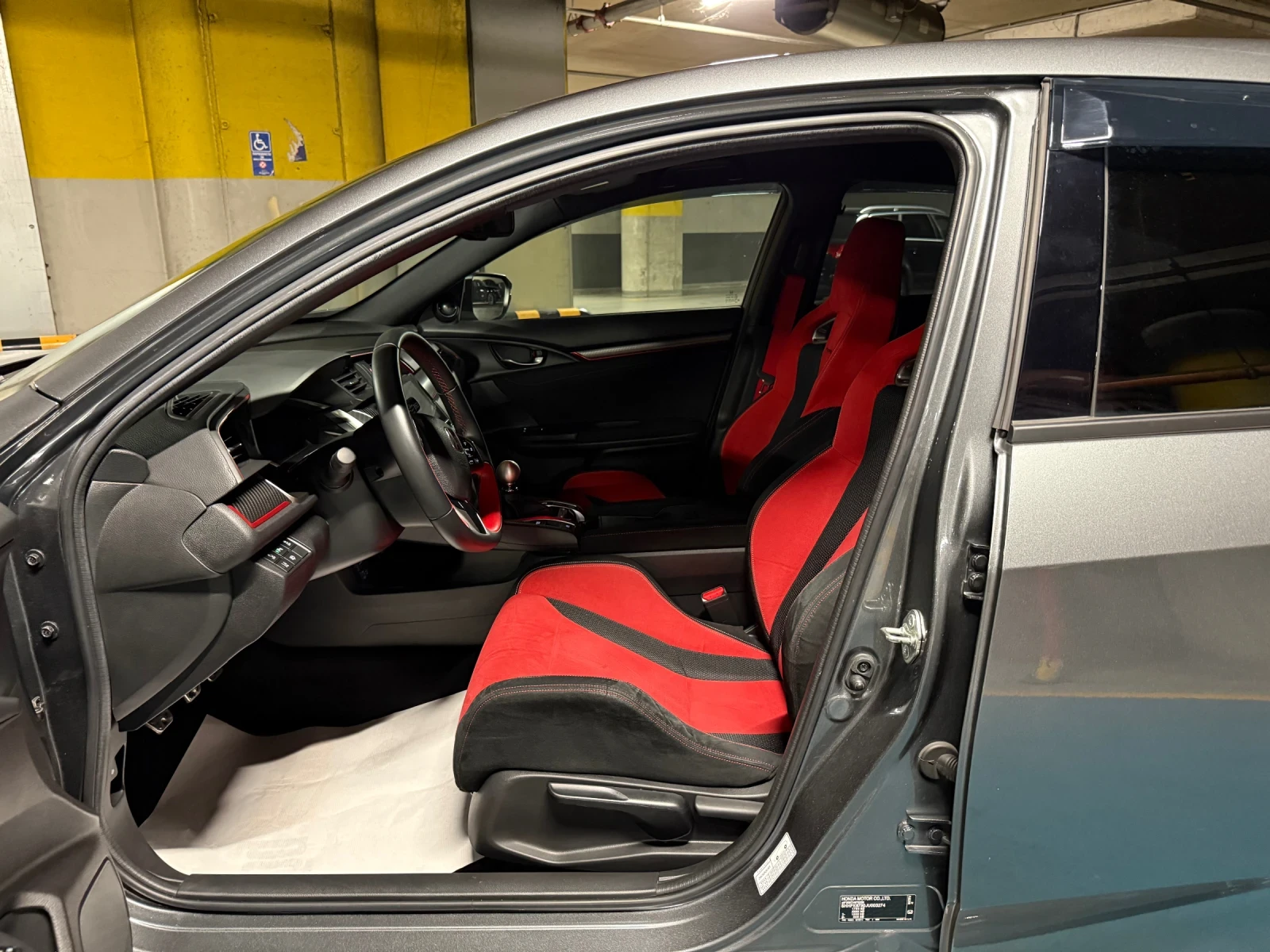 Honda Civic 2.0 i-VTEC Type R GT - изображение 9