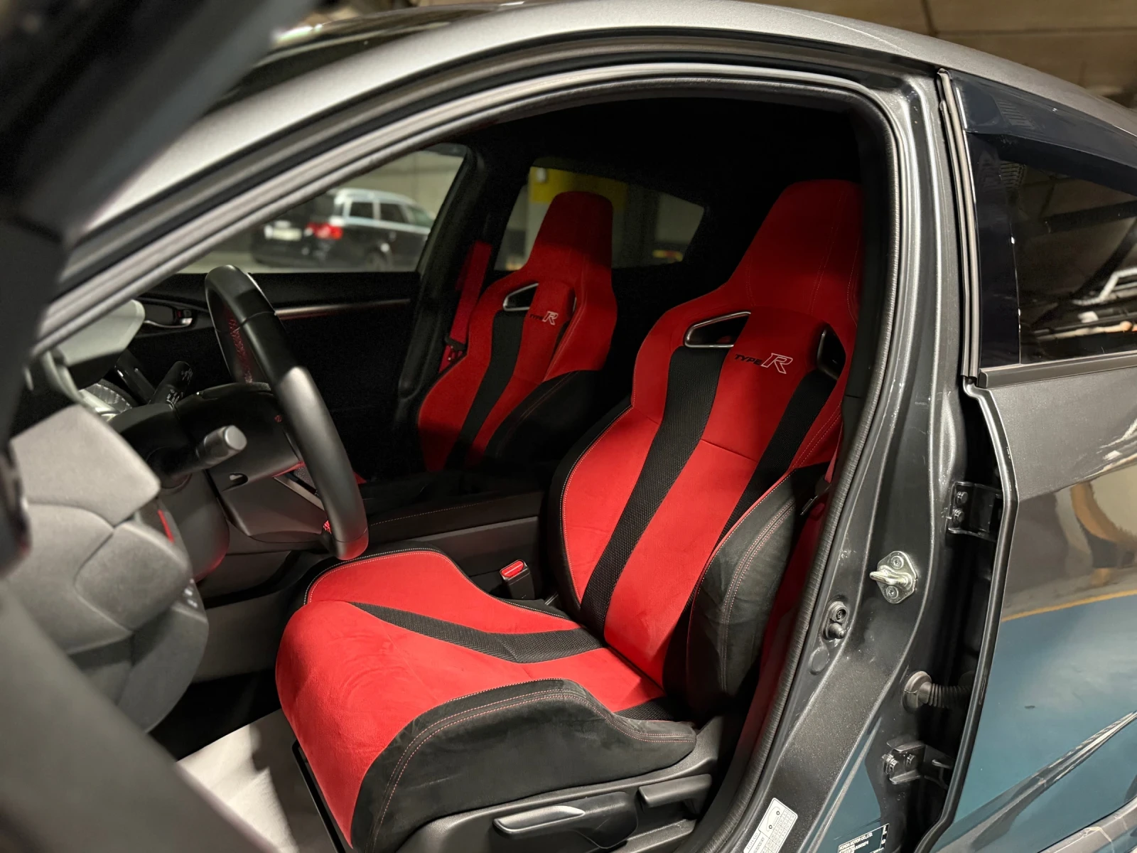 Honda Civic 2.0 i-VTEC Type R GT - изображение 10