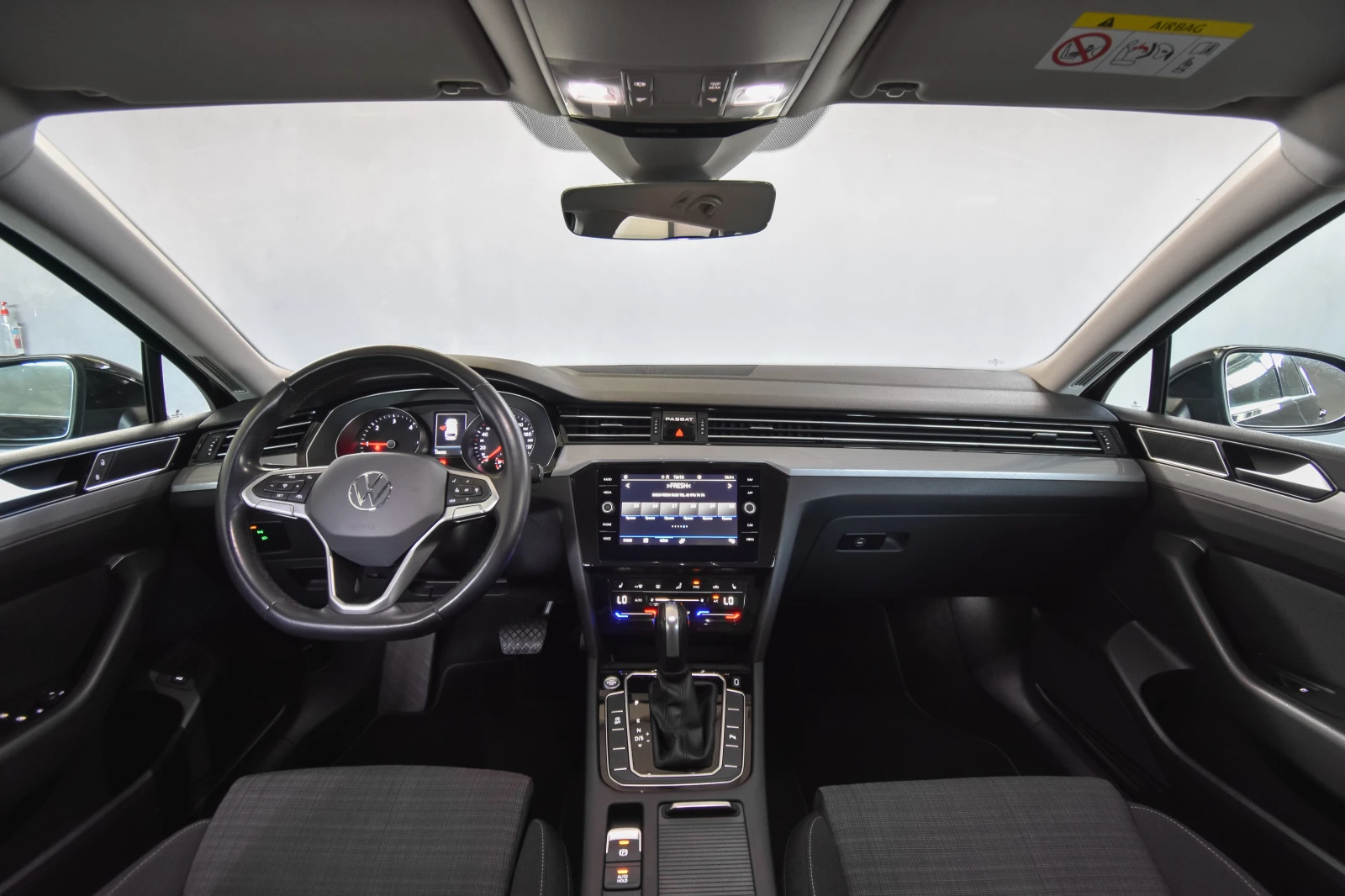 VW Passat 2.0TDI/LED/200HP - изображение 10