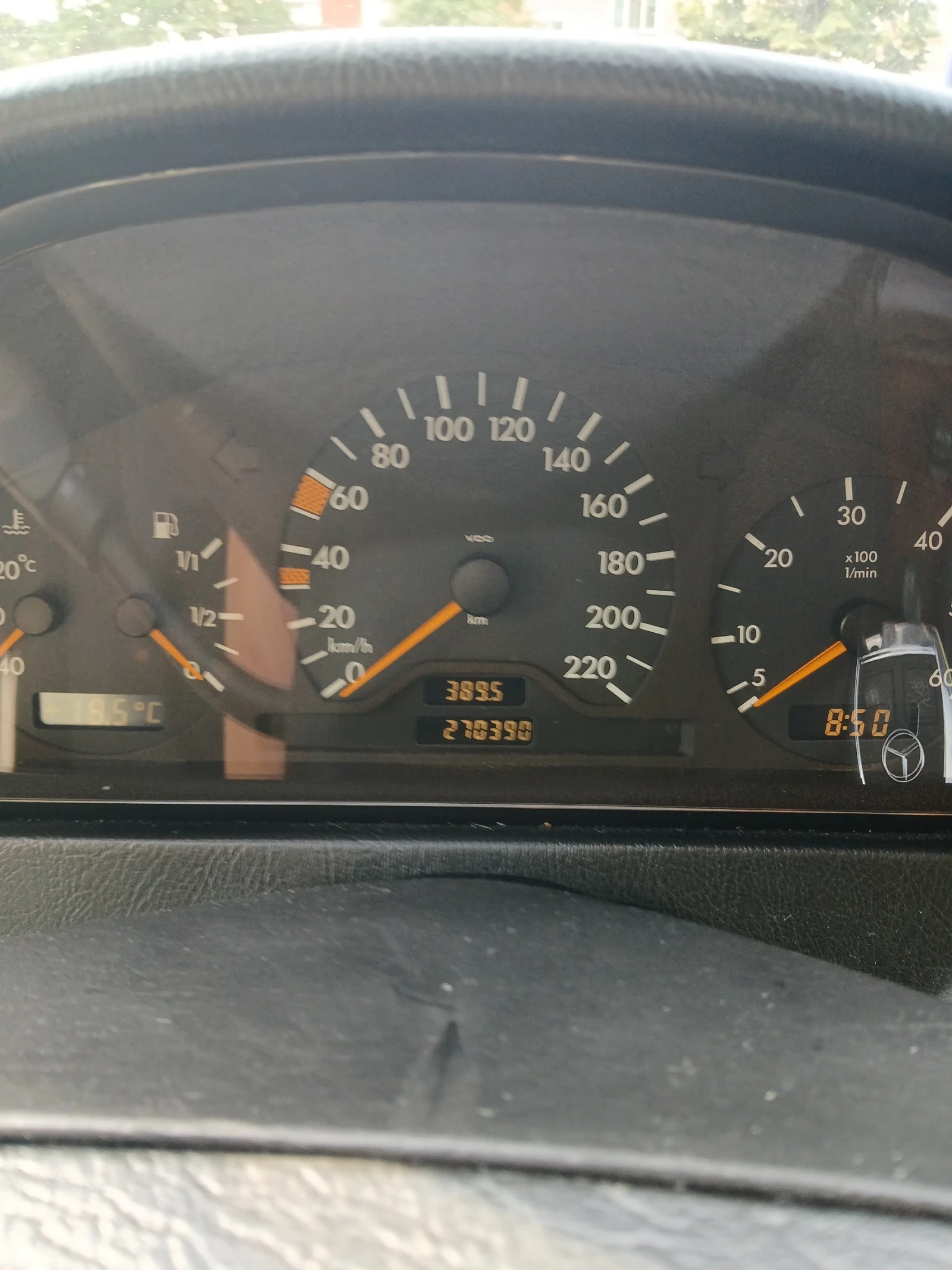 Mercedes-Benz C 250  - изображение 8