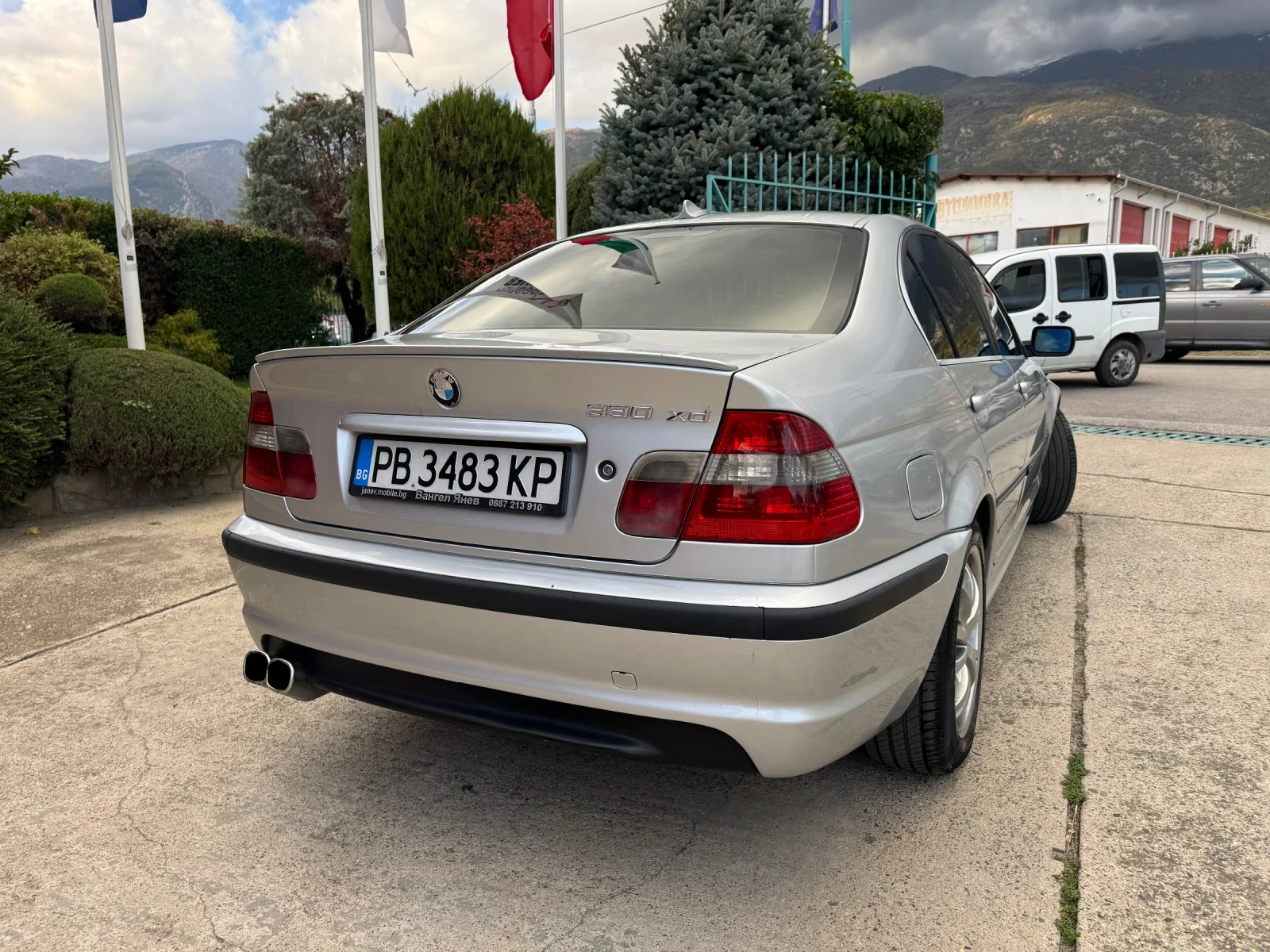 BMW 330 d* xDrive* NAVI* M-пакет - изображение 8