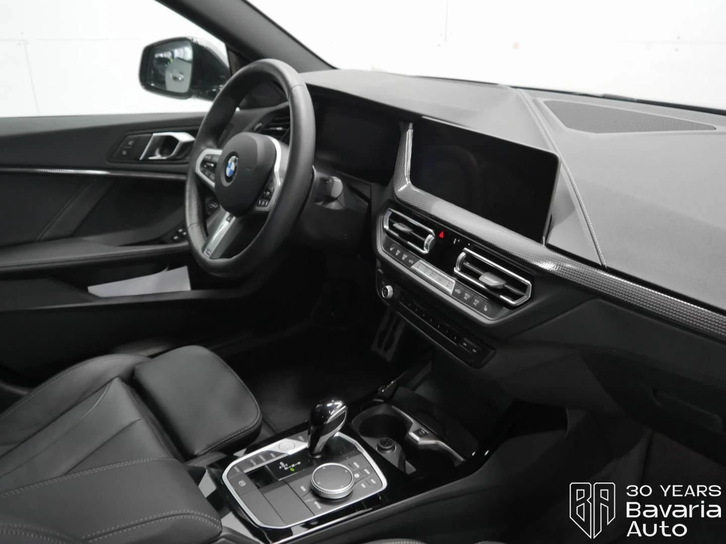 BMW 218 i Gran Coupe M Sport Paket Steptronic - изображение 7