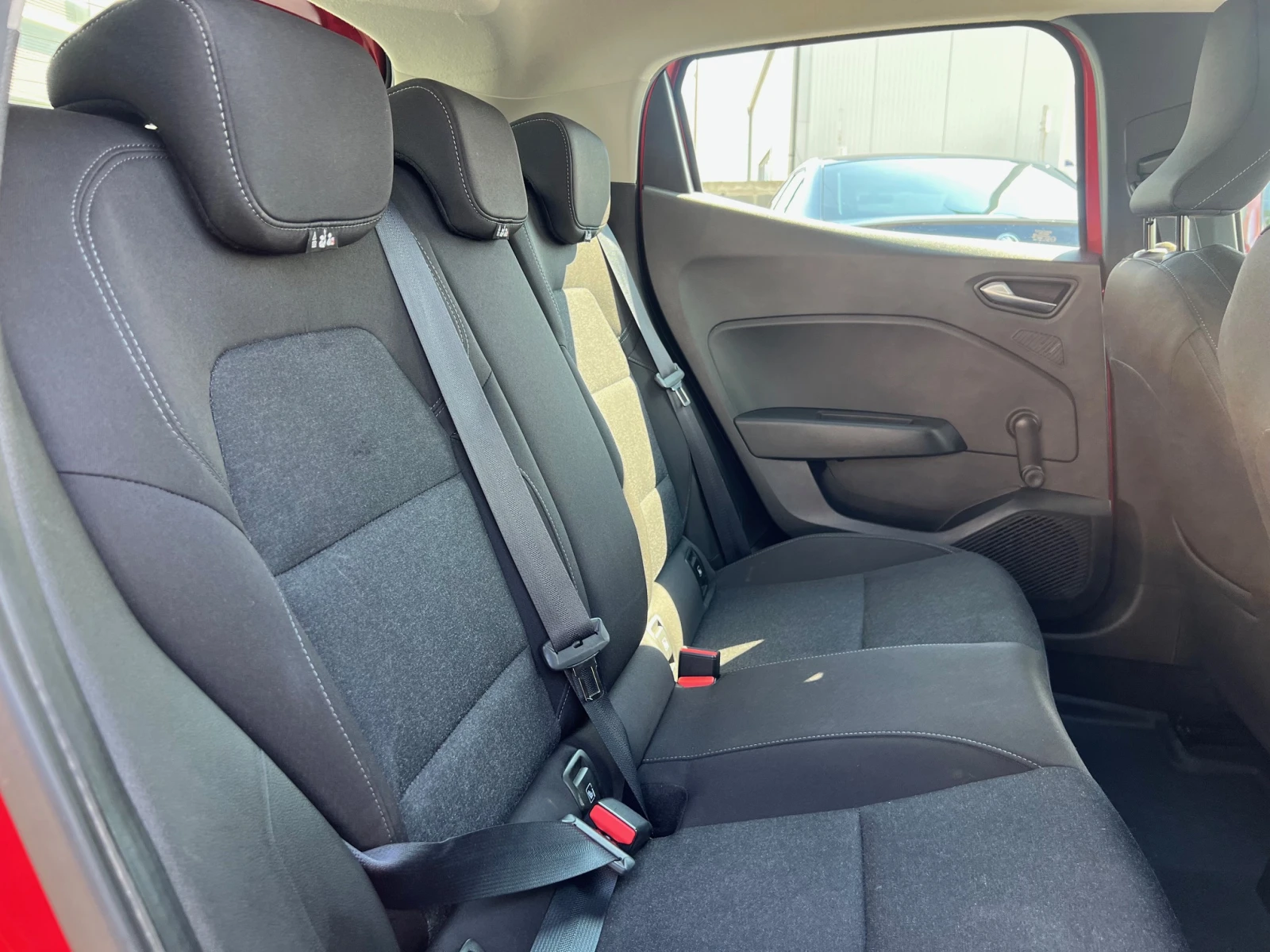 Renault Clio TCe 90 �.�. Equilibre | Mobile.bg � ����������� 14