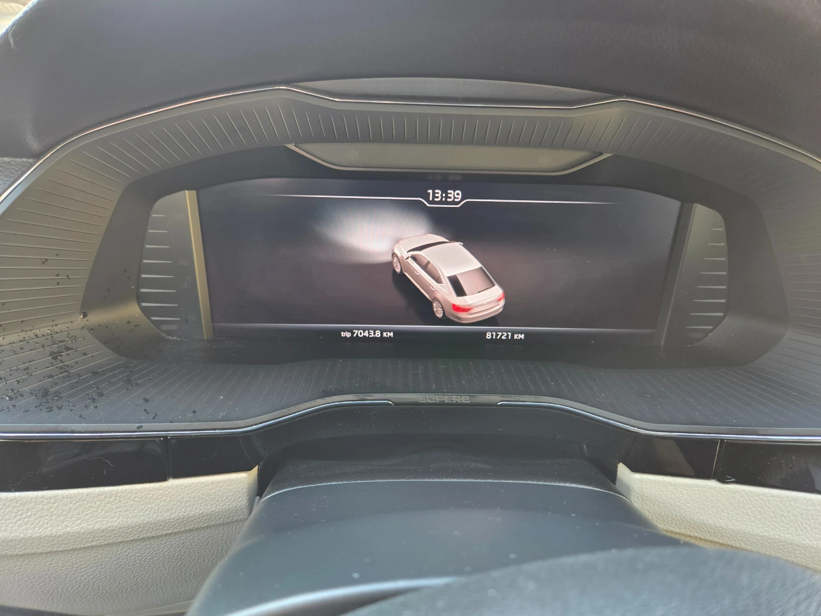 Skoda Superb 4x4 Lauren&Klement - изображение 5