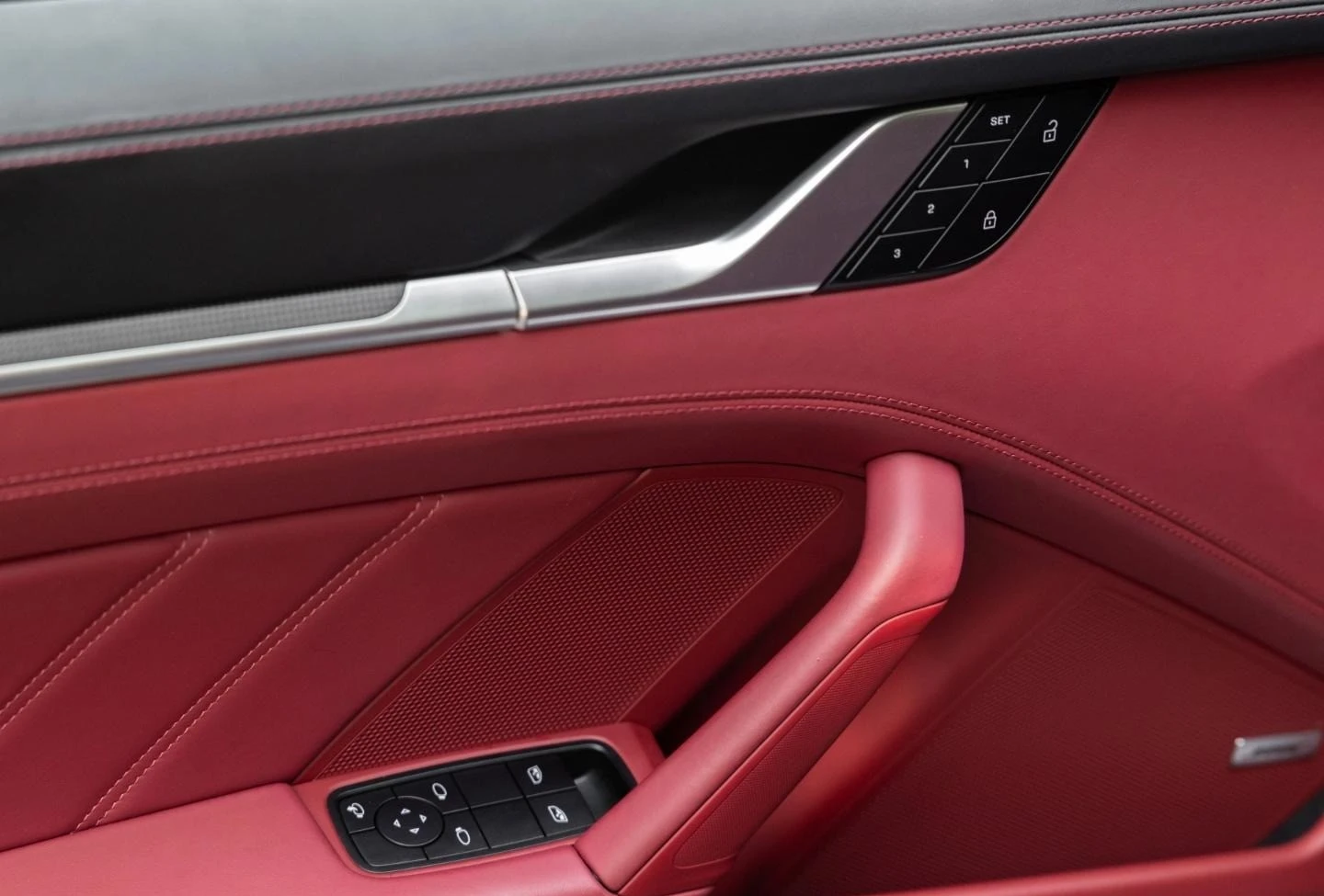 Porsche 911 992 TURBO S/COUPE/CERAMIC/BOSE/LIFT/MATRIX/ - изображение 7