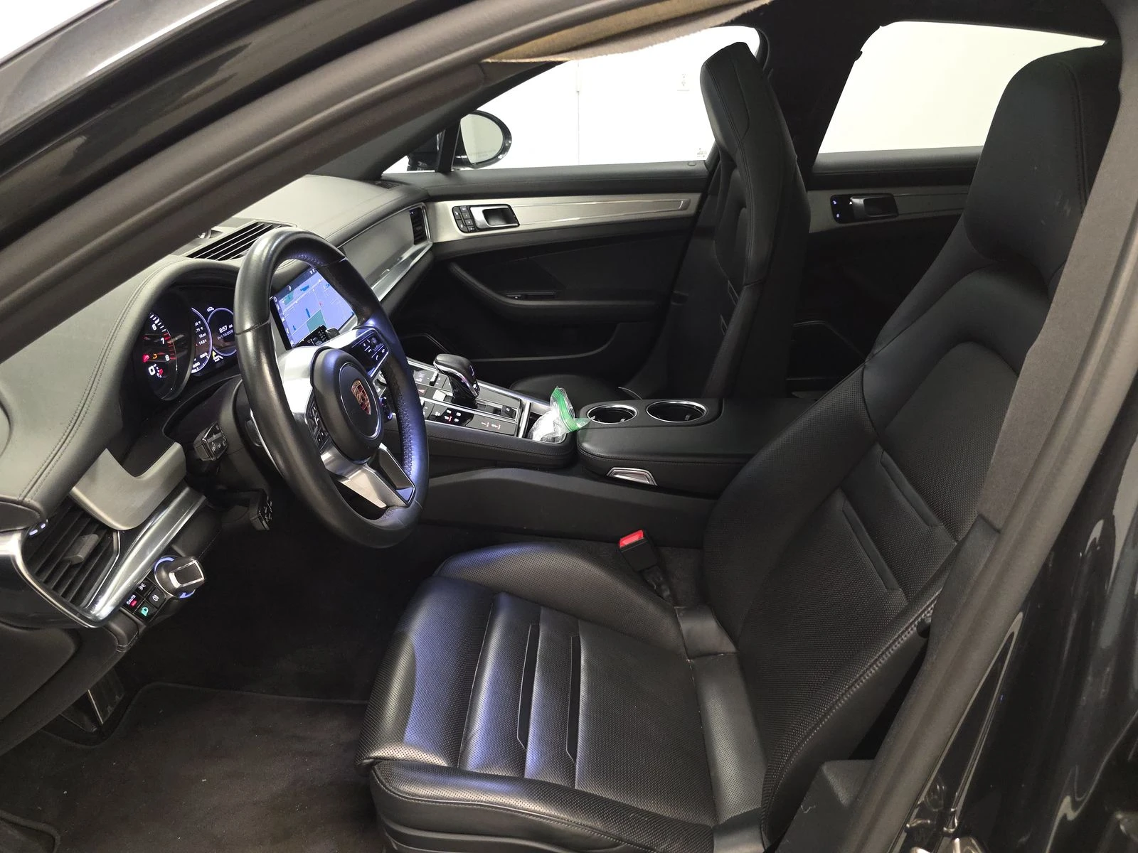 Porsche Panamera 4s* CARFAX * ФИКСИРАНА ЦЕНА  - изображение 8