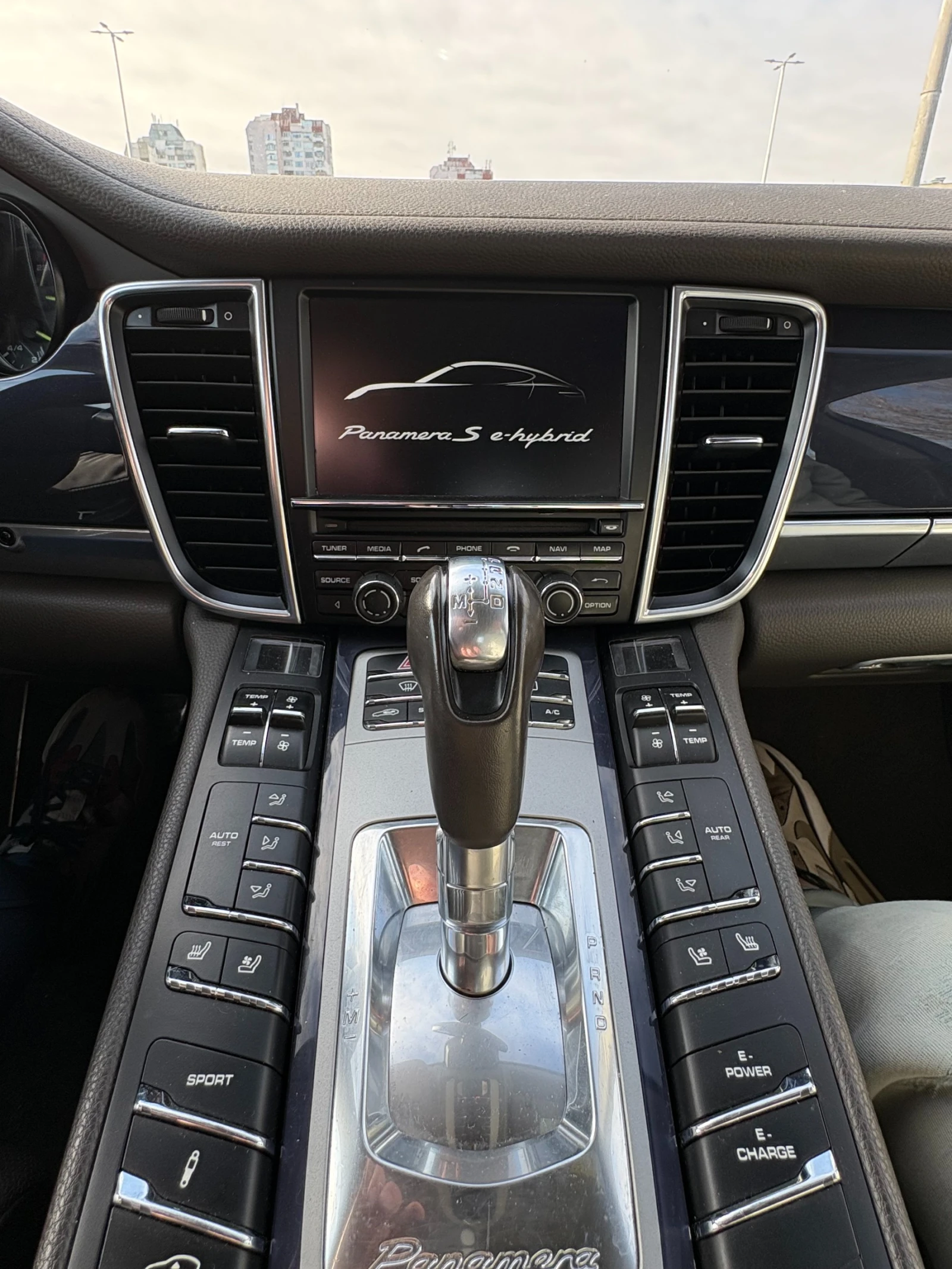 Porsche Panamera S E-hybrid - изображение 10