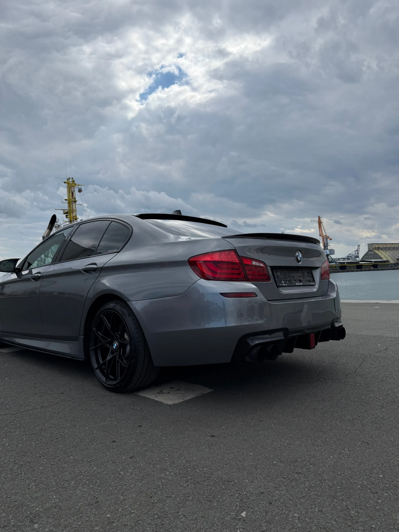 BMW 520, снимка 13 - Автомобили и джипове - 55173558