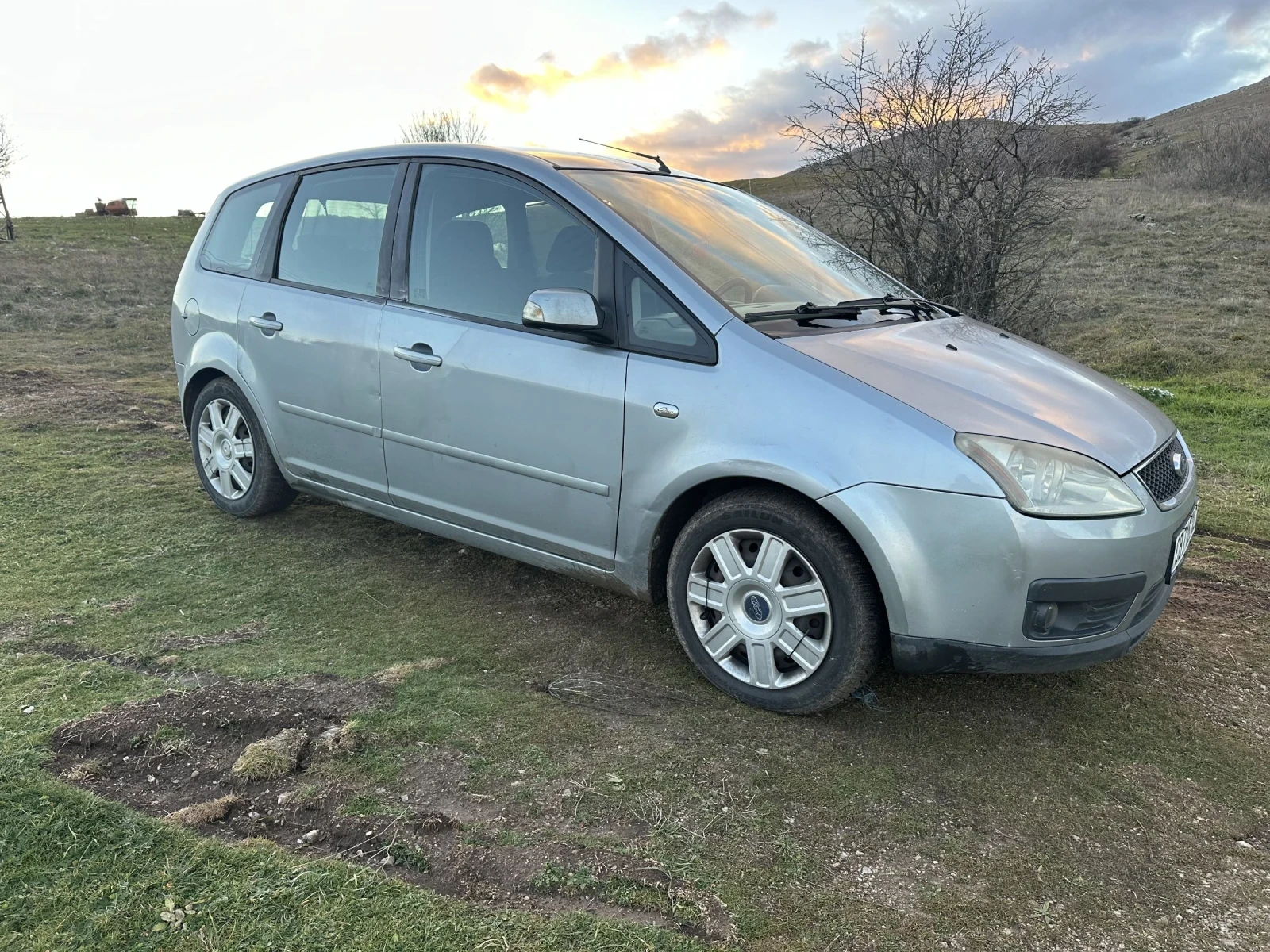 Ford C-max 1.6, снимка 2 - Автомобили и джипове - 53942919