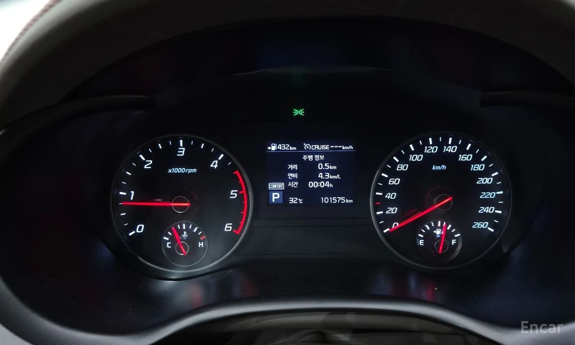 Kia Stinger ���������* 4 ��������* ���. ���.* �����* ������*  | Mobile.bg � ����������� 8