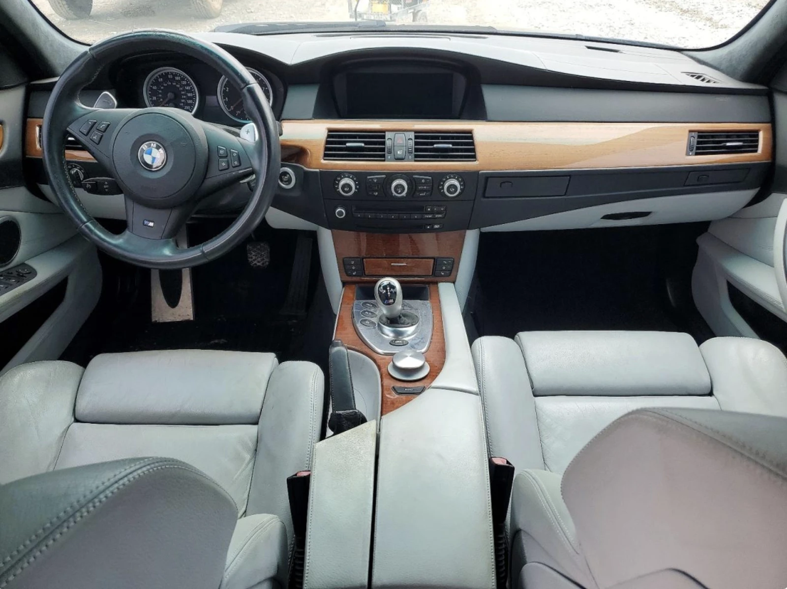 BMW M5 АВТОКРЕДИТ* ЦЕНА БЕЗ АНАЛОГ* , снимка 8 - Автомобили и джипове - 54837365