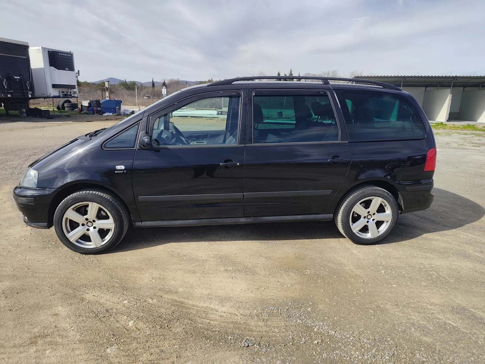 Seat Alhambra, снимка 2 - Автомобили и джипове - 54930320