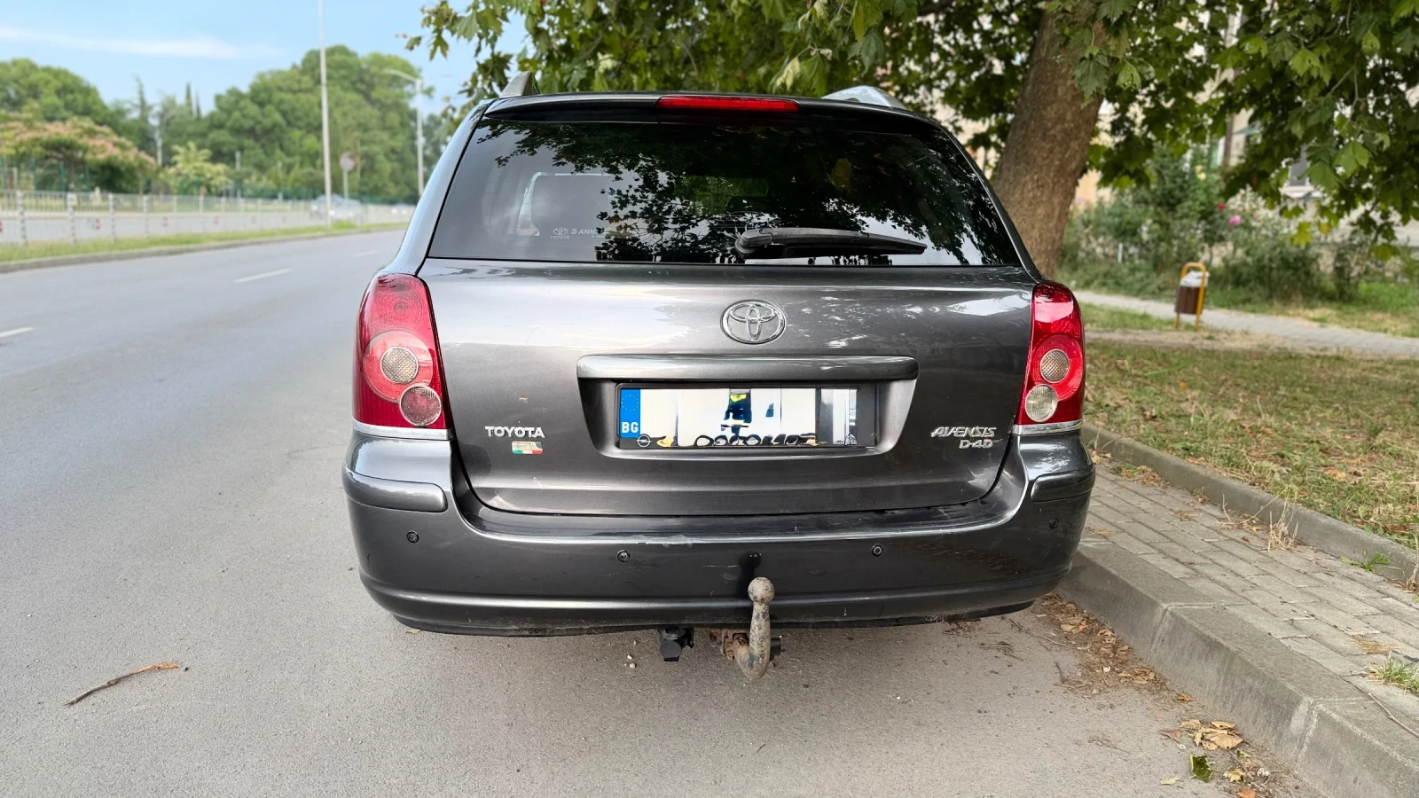 Toyota Avensis, снимка 8 - Автомобили и джипове - 55306348