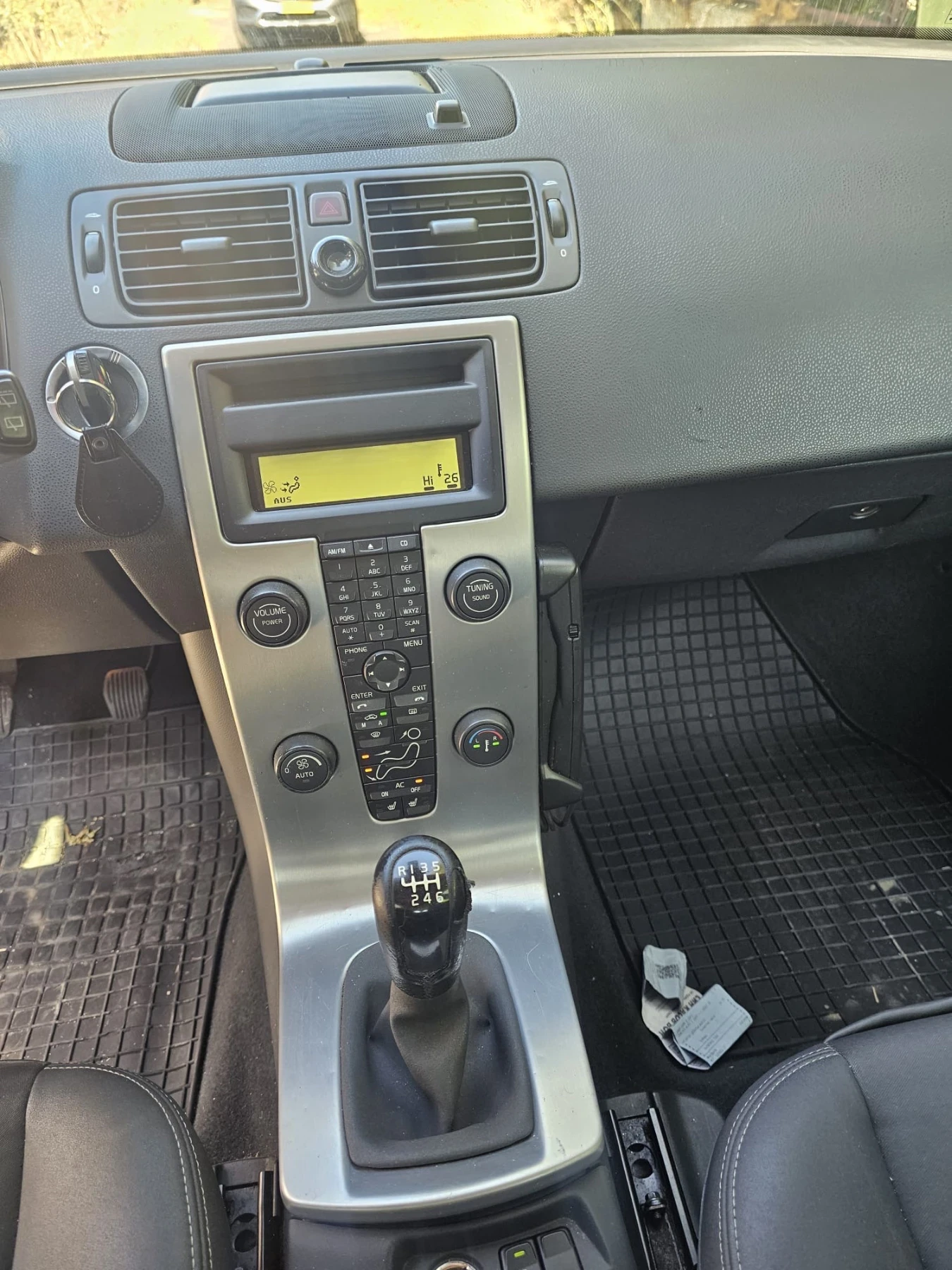 Volvo V50, снимка 9 - Автомобили и джипове - 55437005