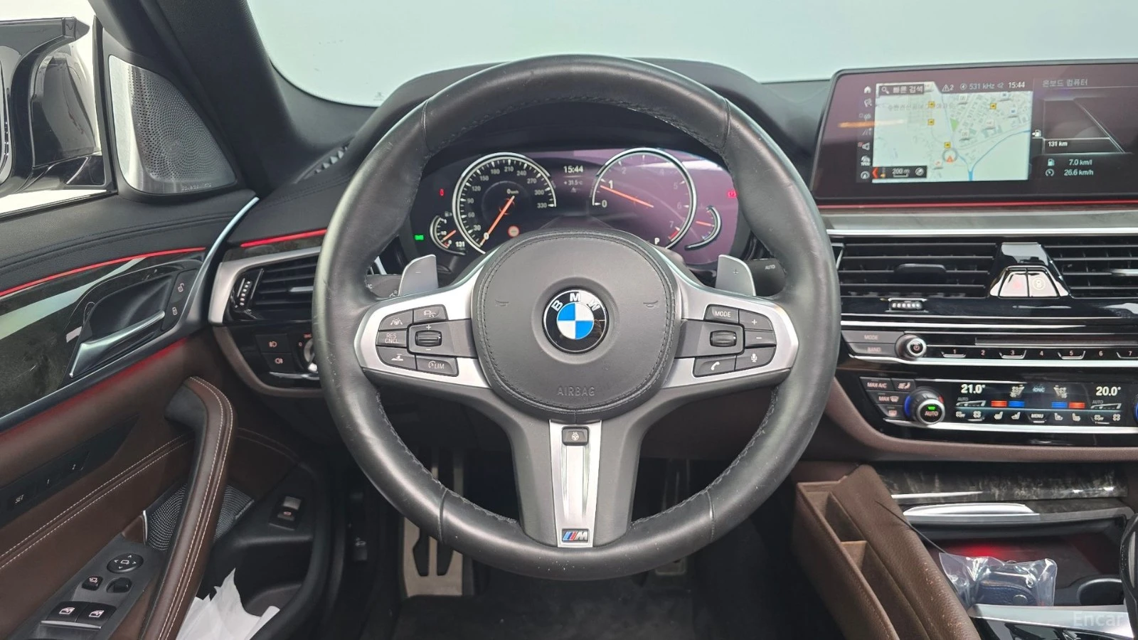 BMW 540 xDrive M Sport Plus* HUD* КОЖА* AURA S* АВТОКРЕДИТ, снимка 13 - Автомобили и джипове - 55653441