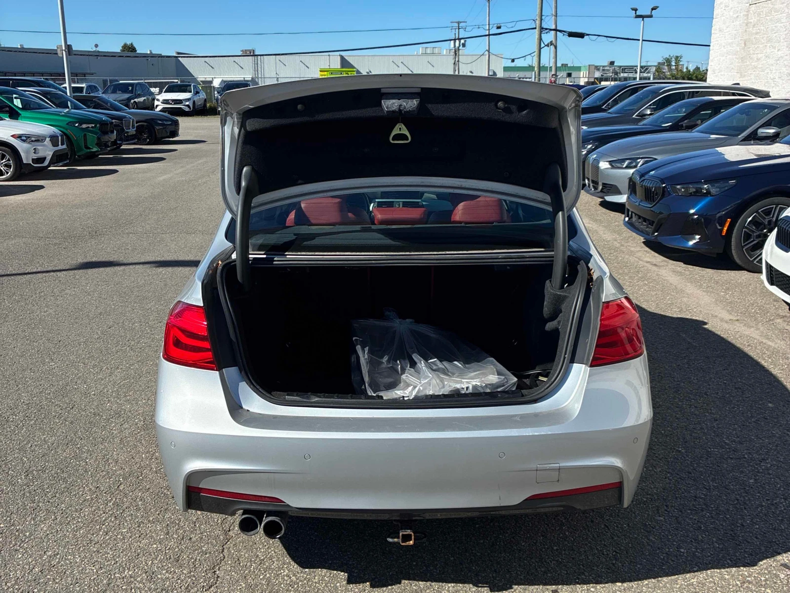 BMW 330 * 330i xDrive * CARFAX * ���� �� �� | Mobile.bg � ����������� 6