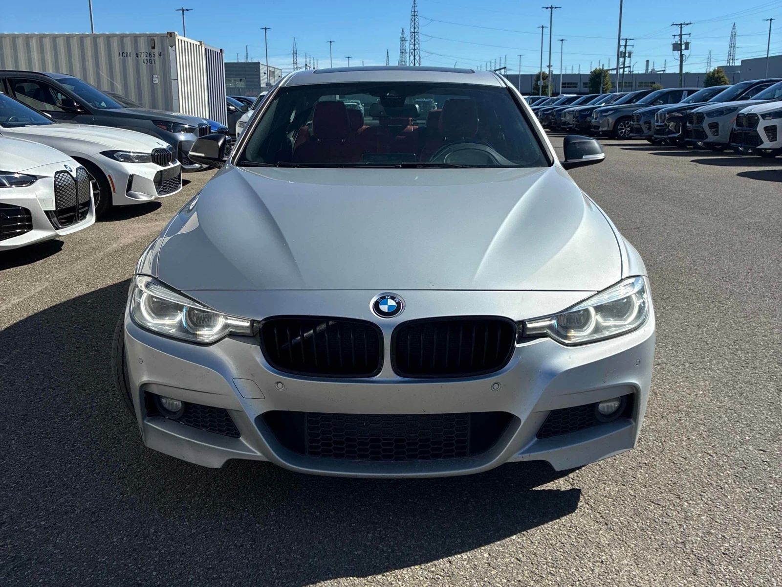 BMW 330 * 330i xDrive * CARFAX * ���� �� �� | Mobile.bg � ����������� 5