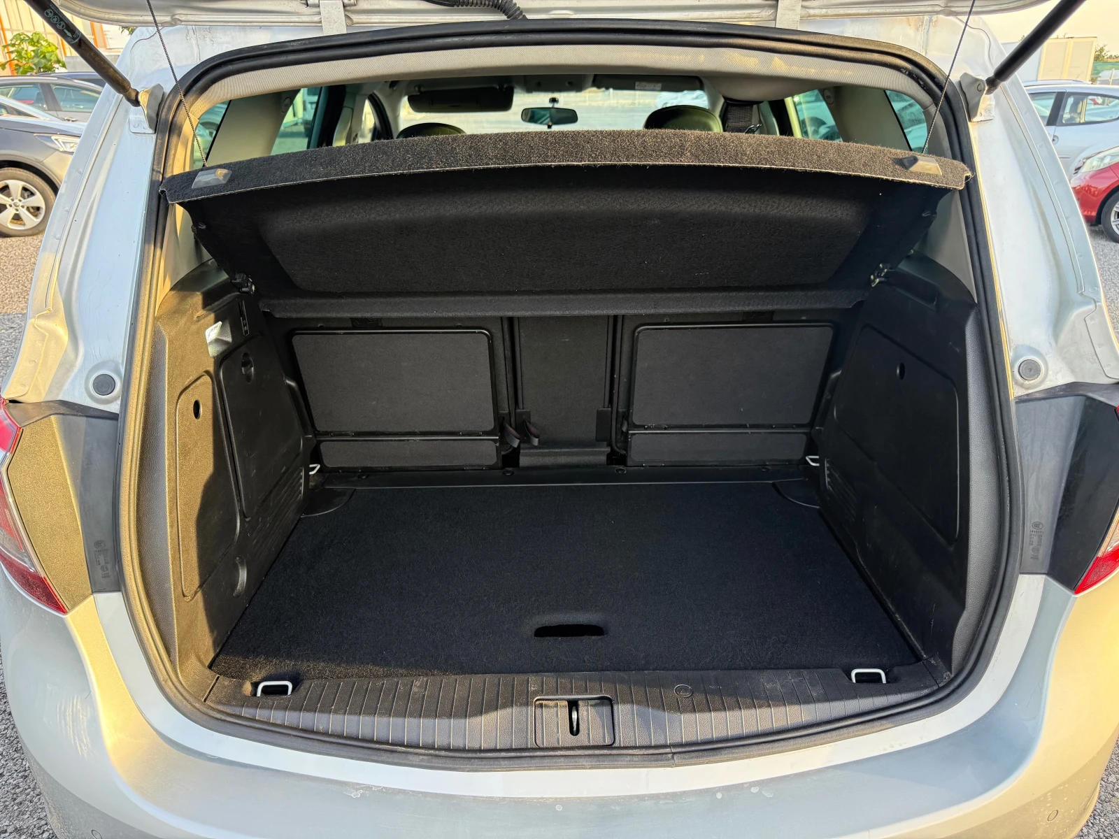 Opel Meriva TDCi, снимка 15 - Автомобили и джипове - 56216249