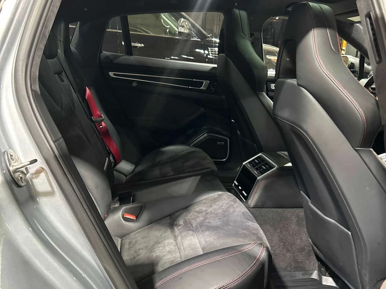 Porsche Panamera * GTS * CARFAX * ����� �� ����������� *  | Mobile.bg � ����������� 10