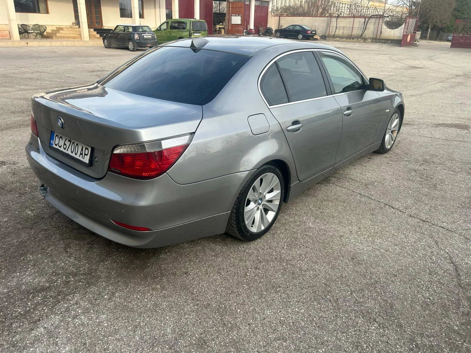 BMW 530, снимка 4 - Автомобили и джипове - 56372778