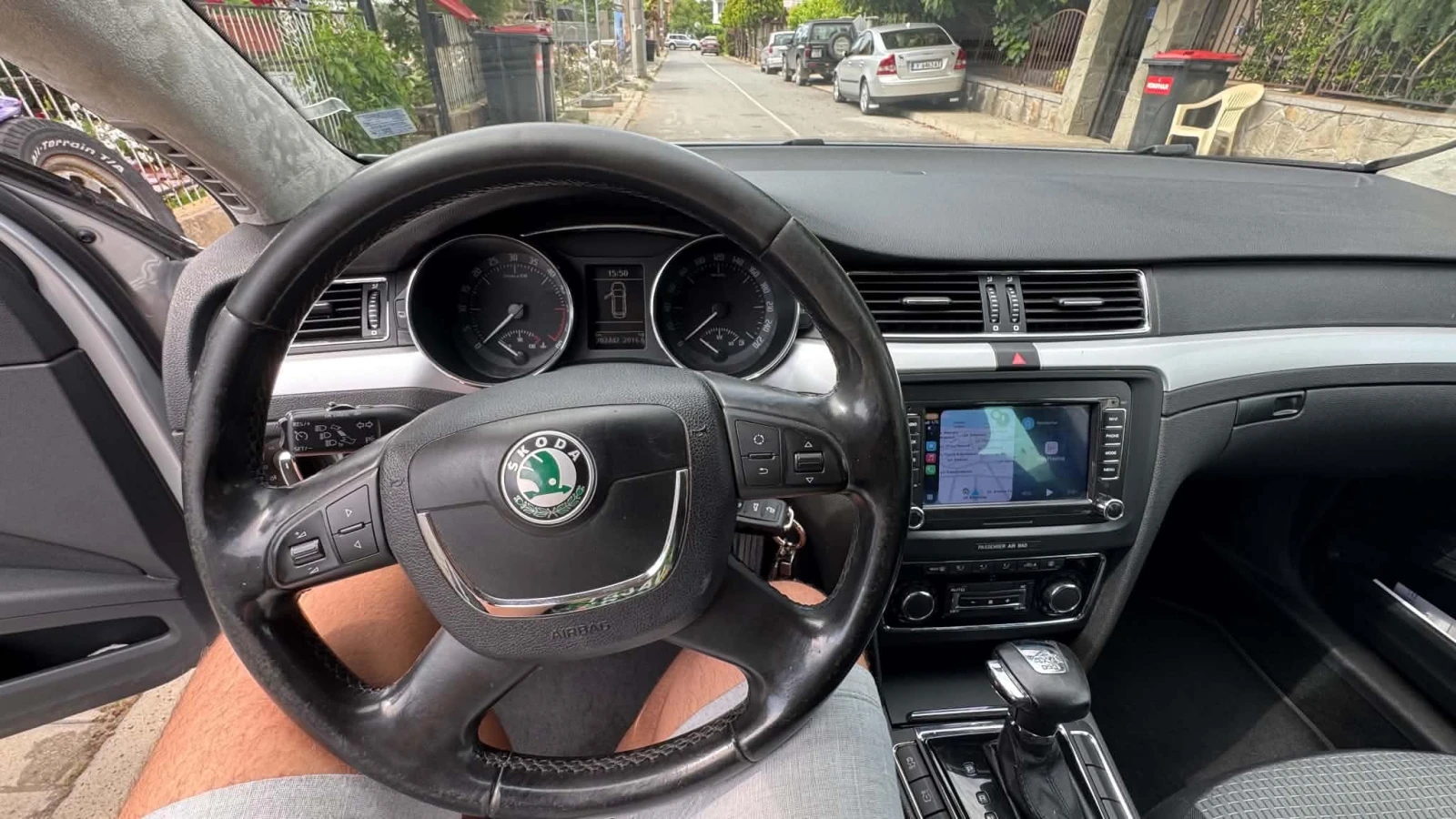 Skoda Superb, снимка 8 - Автомобили и джипове - 56601511