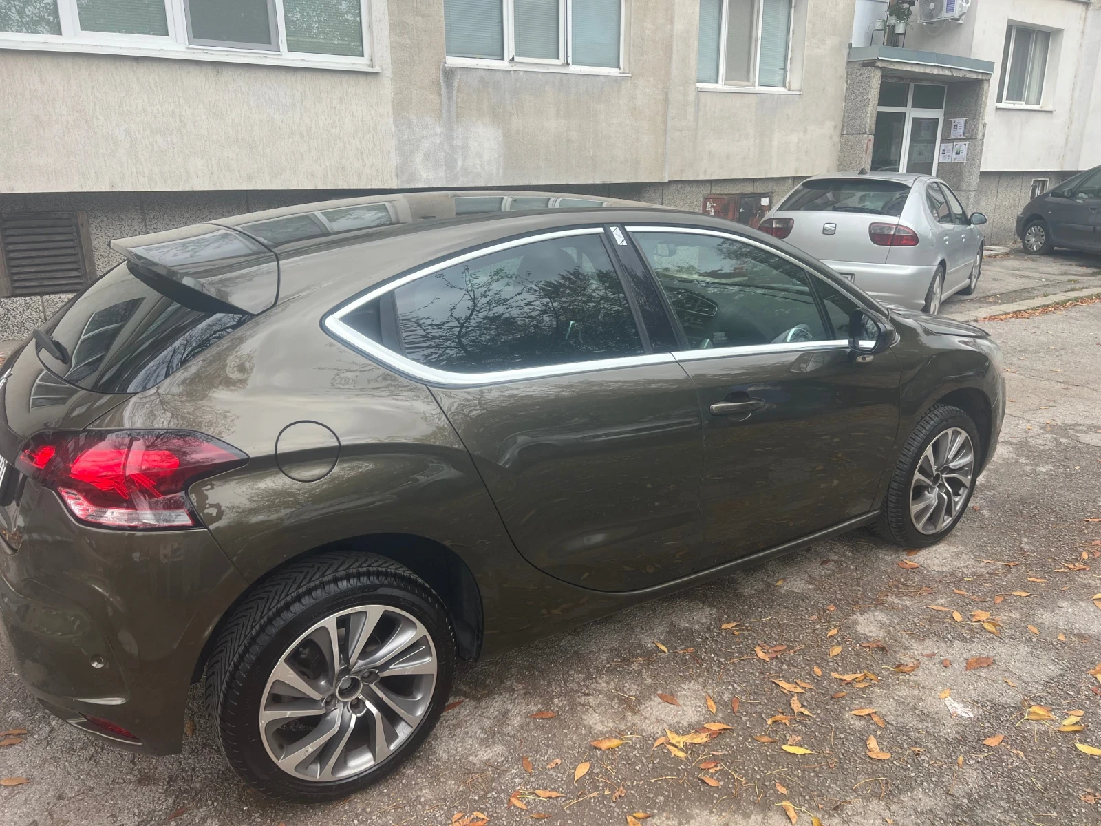 Citroen DS4, снимка 5 - Автомобили и джипове - 56681320
