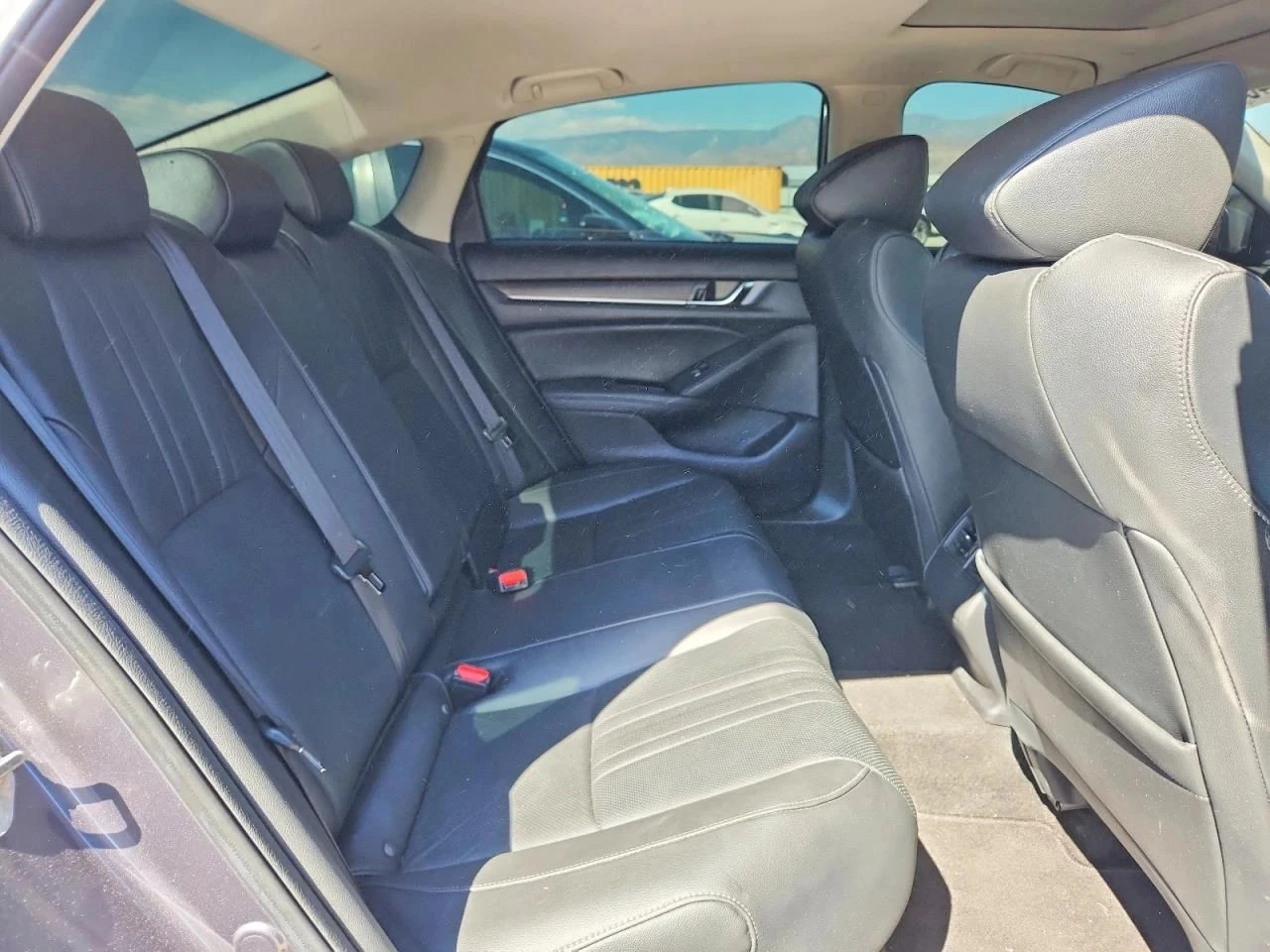 Honda Accord, снимка 10 - Автомобили и джипове - 56689971