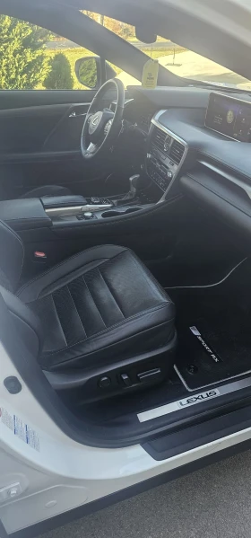 Lexus RX 350 Sport - 67500 лв. / 34512.20 € - 63870298 5