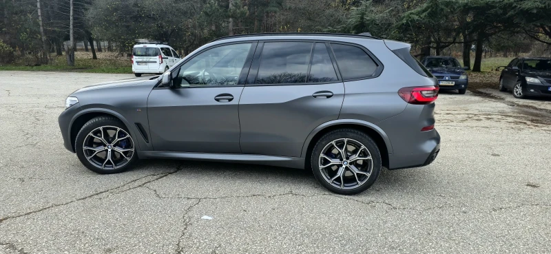 BMW X5 M50i Performance, снимка 5 - Автомобили и джипове - 51397918