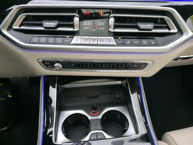 BMW X5 M50i Performance, снимка 9 - Автомобили и джипове - 51397918