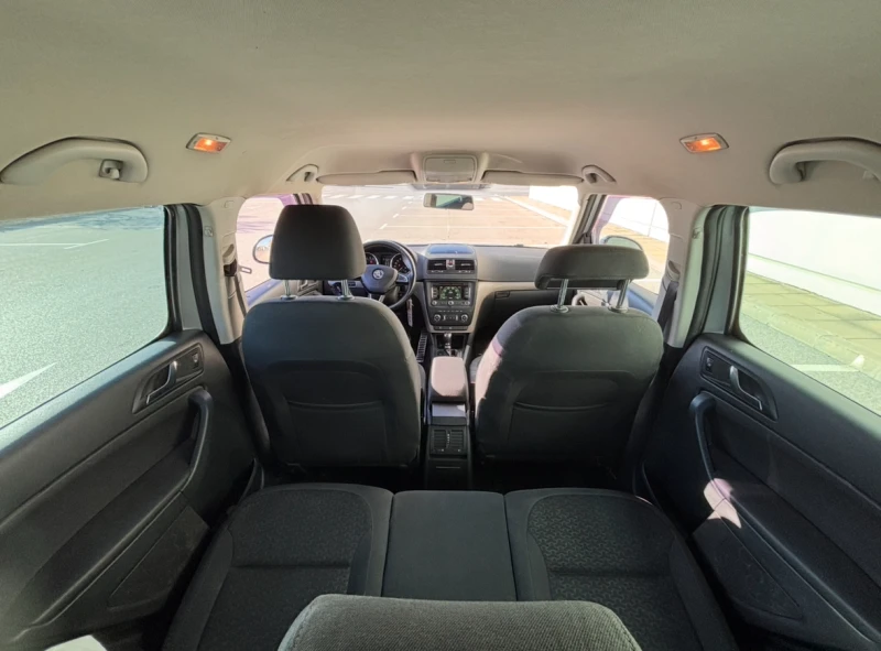 Skoda Yeti 2.0 Diesel DSG 4x4 170к.с., снимка 7 - Автомобили и джипове - 52842644