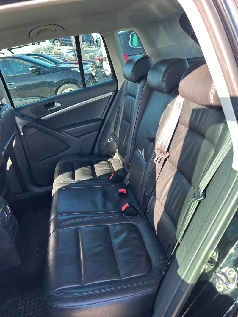 VW Tiguan 2.0TDI , снимка 11 - Автомобили и джипове - 53154674