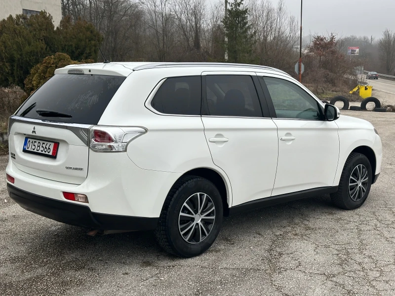 Mitsubishi Outlander 2.2 DI-D 2014 162 хил км 7 МЕСТЕН ТОП!!!, снимка 6 - Автомобили и джипове - 53308024
