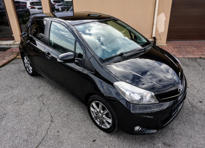 Toyota Yaris 1.3i STYLE - 12995 лв. - 22240841 | Car24.bg